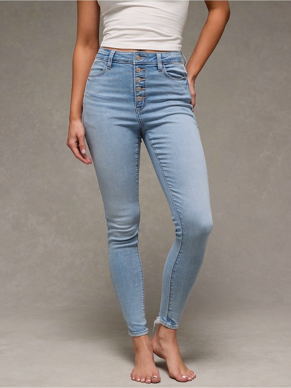 American Eagle Outfitters  Super High-Waisted jegging